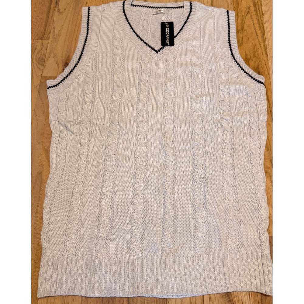 NWT  Mens Cable Knit Sweater Vest V-Neck Contrast Trim Light Gray Large